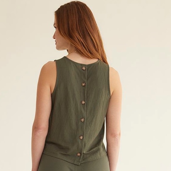 Cropped Crew-Neck Tank with Back Buttons - Picture 2 of 8